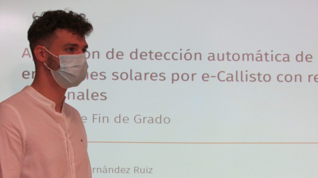 Mario Fernández Ruiz defiende su Trabajo de Fin de Grado "Aplicación de detección automática de erupciones solares por e-Callisto con redes neuronales"